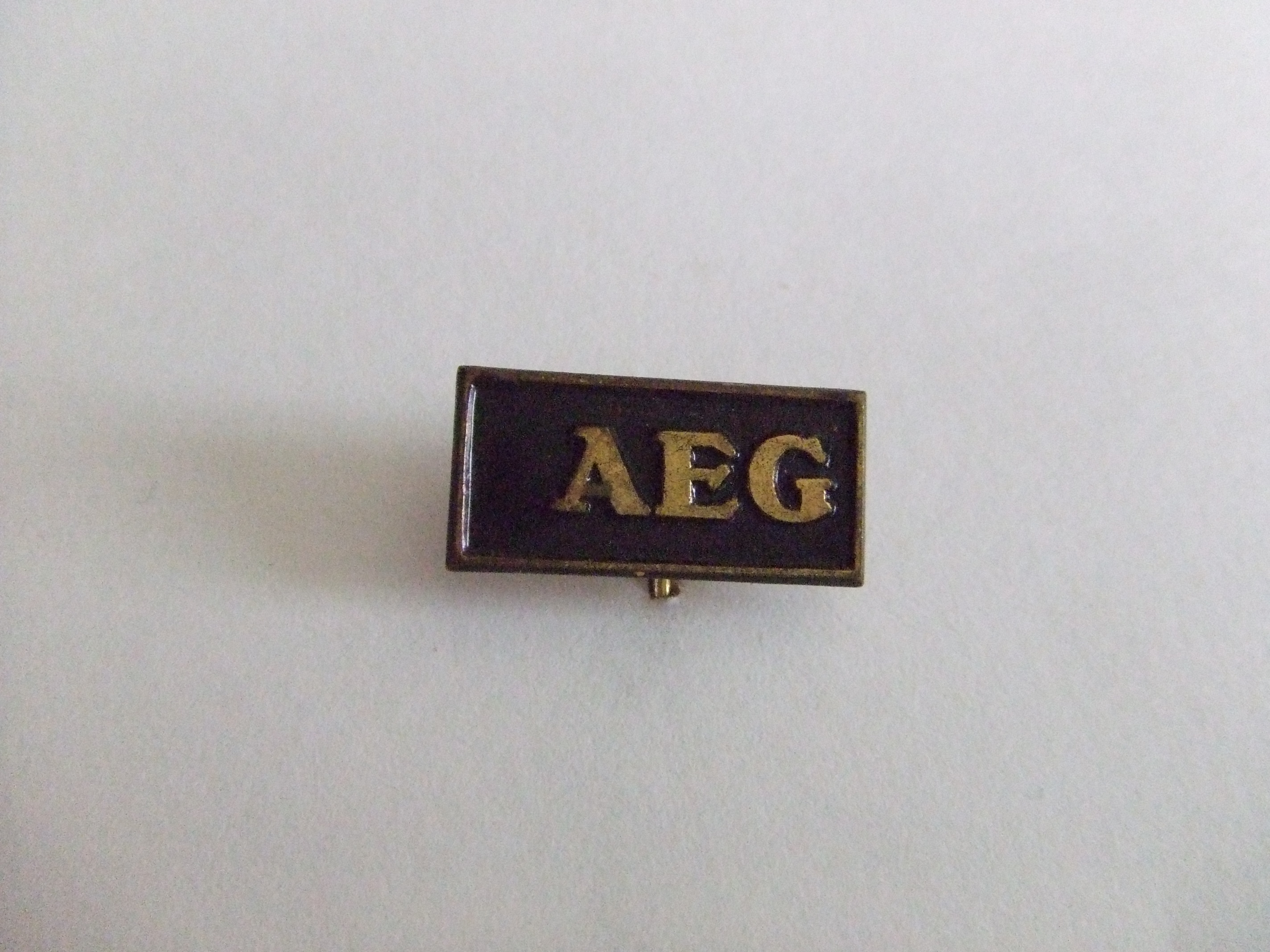AEG